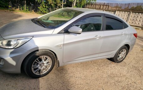 Hyundai Solaris II рестайлинг, 2013 год, 775 000 рублей, 6 фотография