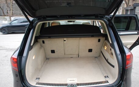 Volkswagen Touareg III, 2010 год, 1 980 000 рублей, 14 фотография