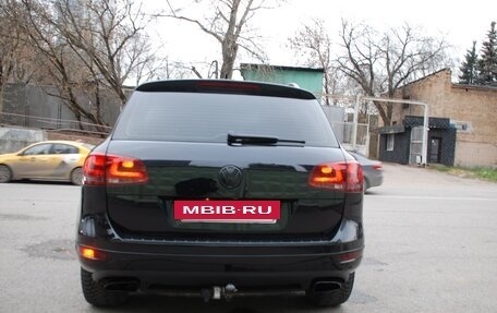 Volkswagen Touareg III, 2010 год, 1 980 000 рублей, 3 фотография