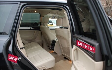 Volkswagen Touareg III, 2010 год, 1 980 000 рублей, 7 фотография