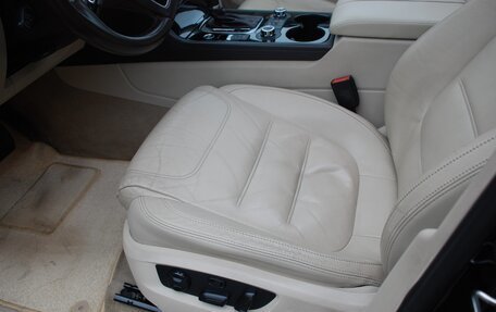 Volkswagen Touareg III, 2010 год, 1 980 000 рублей, 29 фотография