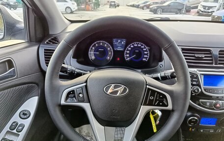Hyundai Solaris II рестайлинг, 2013 год, 999 000 рублей, 15 фотография