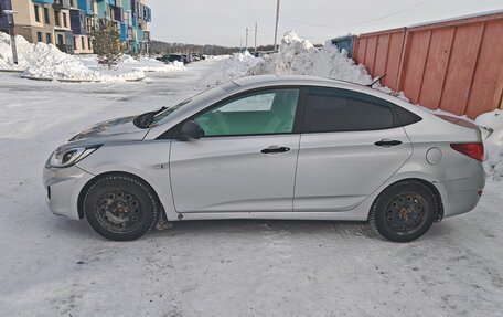 Hyundai Solaris II рестайлинг, 2012 год, 600 000 рублей, 6 фотография