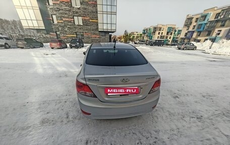 Hyundai Solaris II рестайлинг, 2012 год, 600 000 рублей, 4 фотография