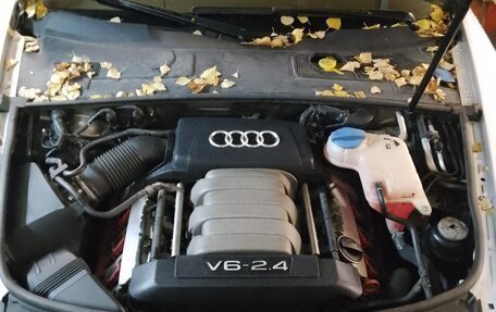 Audi A6, 2004 год, 720 000 рублей, 10 фотография