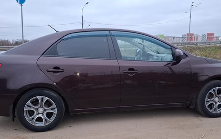 KIA Cerato III, 2010 год, 700 000 рублей, 2 фотография