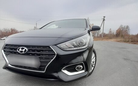 Hyundai Solaris II рестайлинг, 2018 год, 1 270 000 рублей, 2 фотография