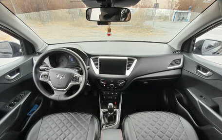 Hyundai Solaris II рестайлинг, 2018 год, 1 270 000 рублей, 9 фотография