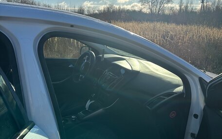 Ford Focus III, 2015 год, 950 000 рублей, 3 фотография