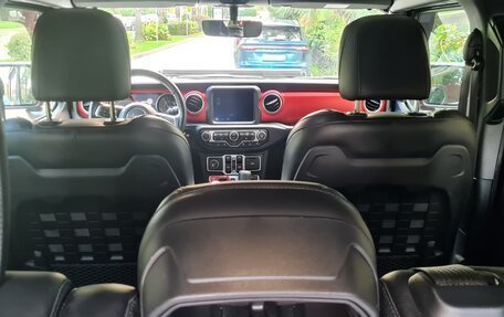 Jeep Wrangler, 2018 год, 4 900 000 рублей, 8 фотография