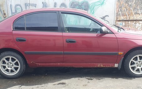 Toyota Avensis III рестайлинг, 1999 год, 280 000 рублей, 4 фотография