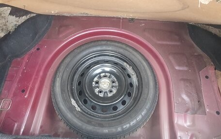 Toyota Avensis III рестайлинг, 1999 год, 280 000 рублей, 8 фотография