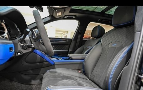 Bentley Bentayga I, 2025 год, 39 700 000 рублей, 11 фотография