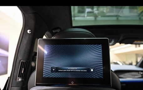 Bentley Bentayga I, 2025 год, 39 700 000 рублей, 17 фотография