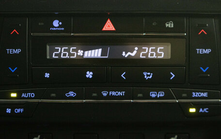 Toyota Camry, 2016 год, 1 899 000 рублей, 20 фотография