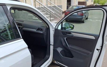 Volkswagen Tiguan II, 2019 год, 2 100 000 рублей, 7 фотография