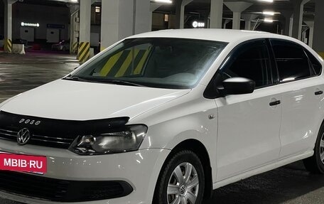 Volkswagen Polo VI (EU Market), 2013 год, 497 000 рублей, 3 фотография