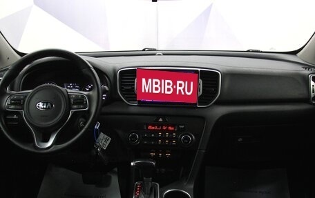 KIA Sportage IV рестайлинг, 2018 год, 2 198 400 рублей, 13 фотография