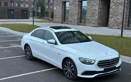 Mercedes-Benz E-Класс, 2021 год, 4 650 000 рублей, 12 фотография