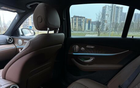 Mercedes-Benz E-Класс, 2021 год, 4 650 000 рублей, 31 фотография