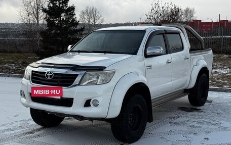 Toyota Hilux VII, 2011 год, 1 790 000 рублей, 3 фотография