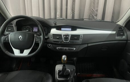 Renault Laguna III рестайлинг, 2008 год, 299 777 рублей, 13 фотография