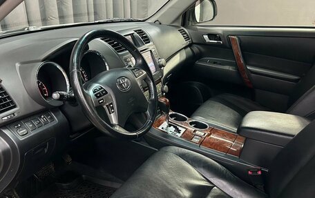 Toyota Highlander III, 2012 год, 2 099 900 рублей, 5 фотография