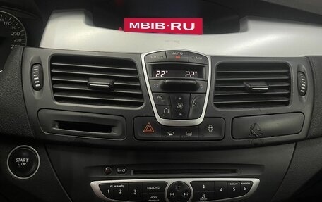 Renault Laguna III рестайлинг, 2008 год, 299 777 рублей, 8 фотография