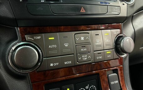 Toyota Highlander III, 2012 год, 2 099 900 рублей, 14 фотография