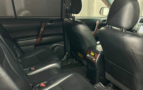 Toyota Highlander III, 2012 год, 2 099 900 рублей, 26 фотография