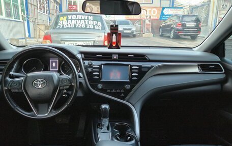 Toyota Camry, 2020 год, 2 500 000 рублей, 7 фотография