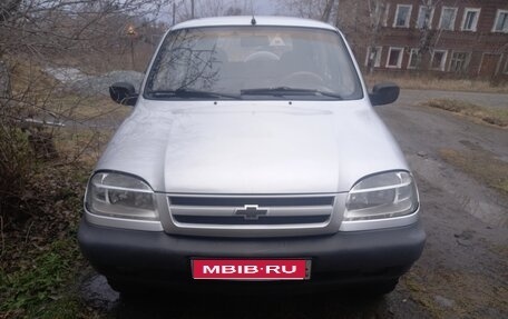 Chevrolet Niva I рестайлинг, 2008 год, 280 000 рублей, 1 фотография
