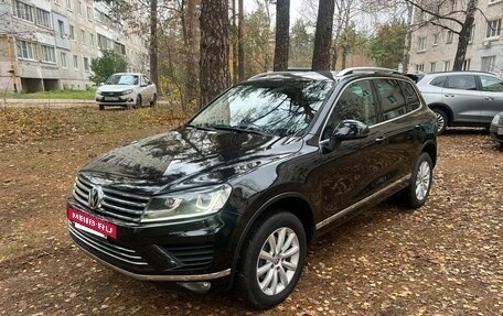 Volkswagen Touareg III, 2015 год, 1 999 000 рублей, 3 фотография
