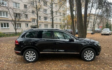 Volkswagen Touareg III, 2015 год, 1 999 000 рублей, 5 фотография