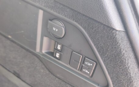 Volkswagen Touareg III, 2015 год, 1 999 000 рублей, 10 фотография