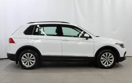 Volkswagen Tiguan II, 2021 год, 3 290 000 рублей, 7 фотография