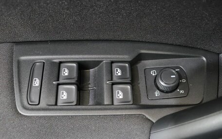 Volkswagen Tiguan II, 2021 год, 3 290 000 рублей, 11 фотография