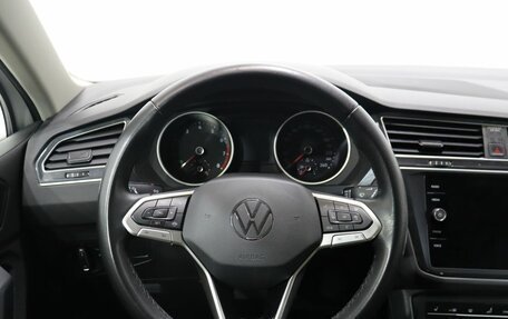 Volkswagen Tiguan II, 2021 год, 3 290 000 рублей, 14 фотография