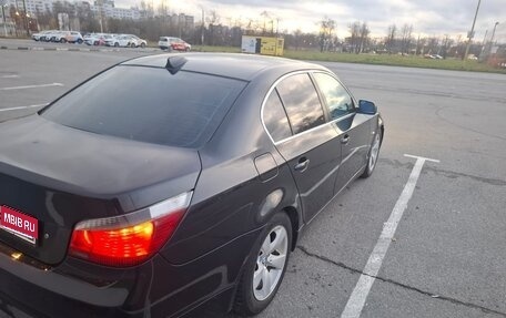 BMW 5 серия, 2004 год, 980 000 рублей, 1 фотография