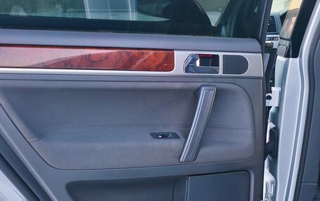 Volkswagen Touareg III, 2008 год, 1 300 000 рублей, 12 фотография