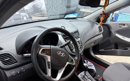 Hyundai Solaris II рестайлинг, 2012 год, 750 000 рублей, 17 фотография