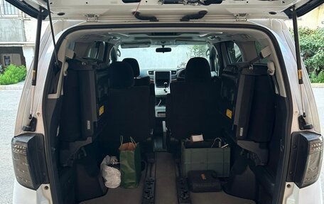 Toyota Vellfire I, 2011 год, 2 000 000 рублей, 8 фотография