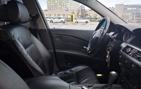 BMW 5 серия, 2004 год, 980 000 рублей, 6 фотография