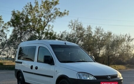 Opel Combo C, 2008 год, 550 000 рублей, 2 фотография