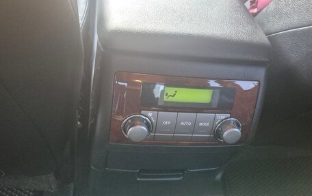 Toyota Highlander III, 2011 год, 2 400 000 рублей, 17 фотография