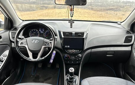 Hyundai Solaris II рестайлинг, 2014 год, 940 000 рублей, 10 фотография