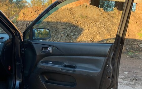 Mitsubishi Lancer IX, 2004 год, 350 000 рублей, 8 фотография