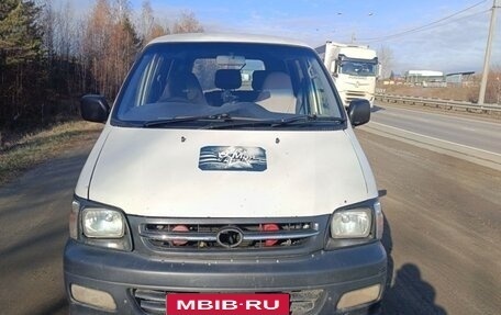 Toyota Lite Ace IV, 2000 год, 350 000 рублей, 4 фотография
