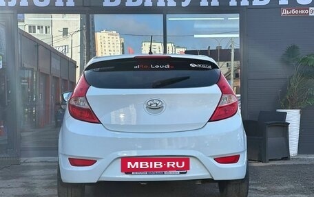 Hyundai Solaris II рестайлинг, 2012 год, 700 000 рублей, 11 фотография