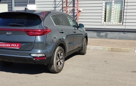 KIA Sportage IV рестайлинг, 2019 год, 1 750 000 рублей, 5 фотография